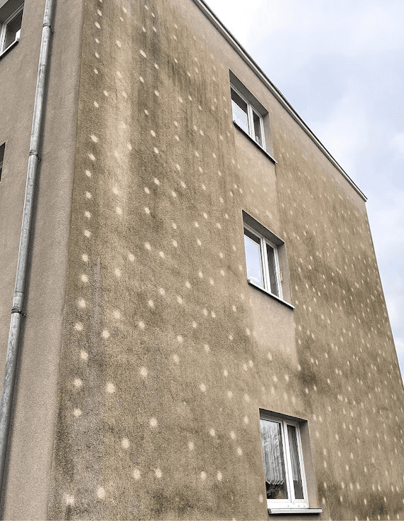 Před - Vysokotlaké čištění fasády